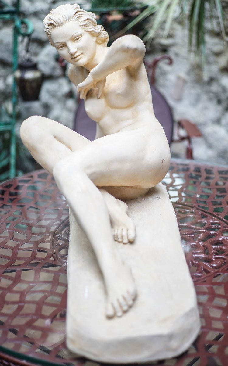 A. BROCHARD, Terre cuite, FEMME ALLONGÉE ART DÉCO-photo-1