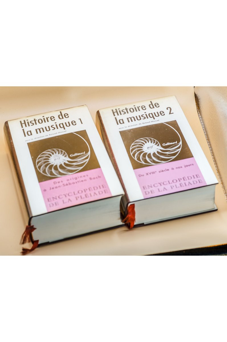 Histoire De La Musique, Encyclopédie De La Pléiade, Tome 1 & 2-photo-2