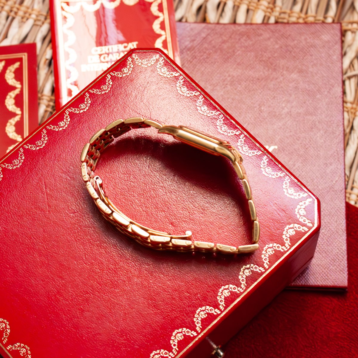 Cartier Panther Gold-photo-4