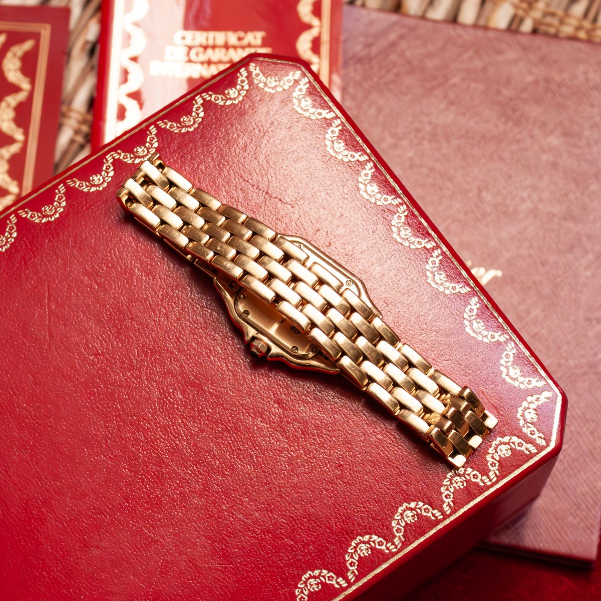 Cartier Panther Gold-photo-1