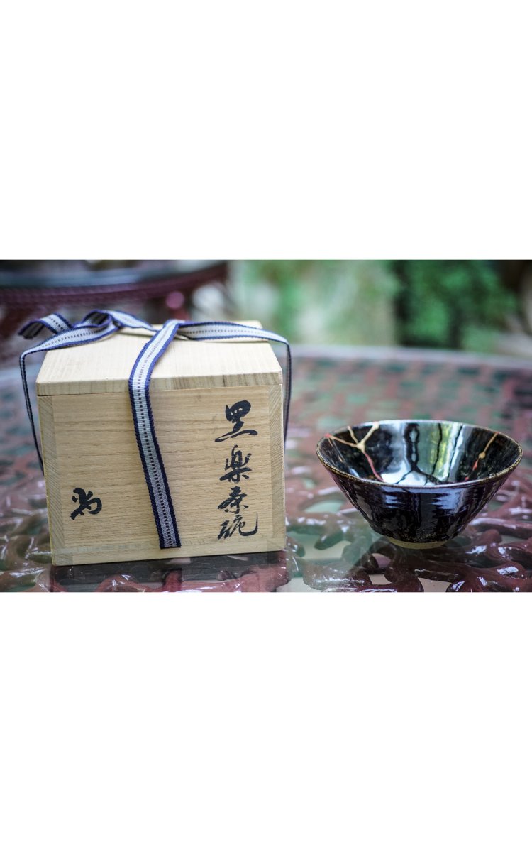 Bol cérémonie du Thé - Chawan noir Kintsugi