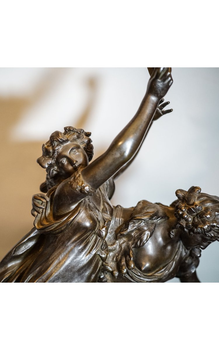 CLODION (1738-1814) d'après, "Bacchantes au tambourin et grappe de raisin" bronze-photo-2