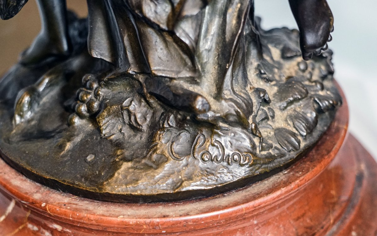 CLODION (1738-1814) d'après, "Bacchantes au tambourin et grappe de raisin" bronze-photo-3