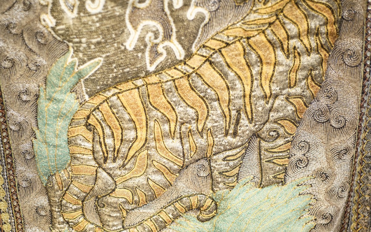 "tiger And Dragon" Tapestry-photo-3