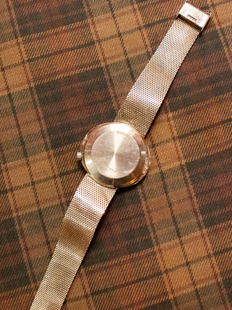 Bulova Accutron, Integrated Bracelet, Gold Plated-photo-5