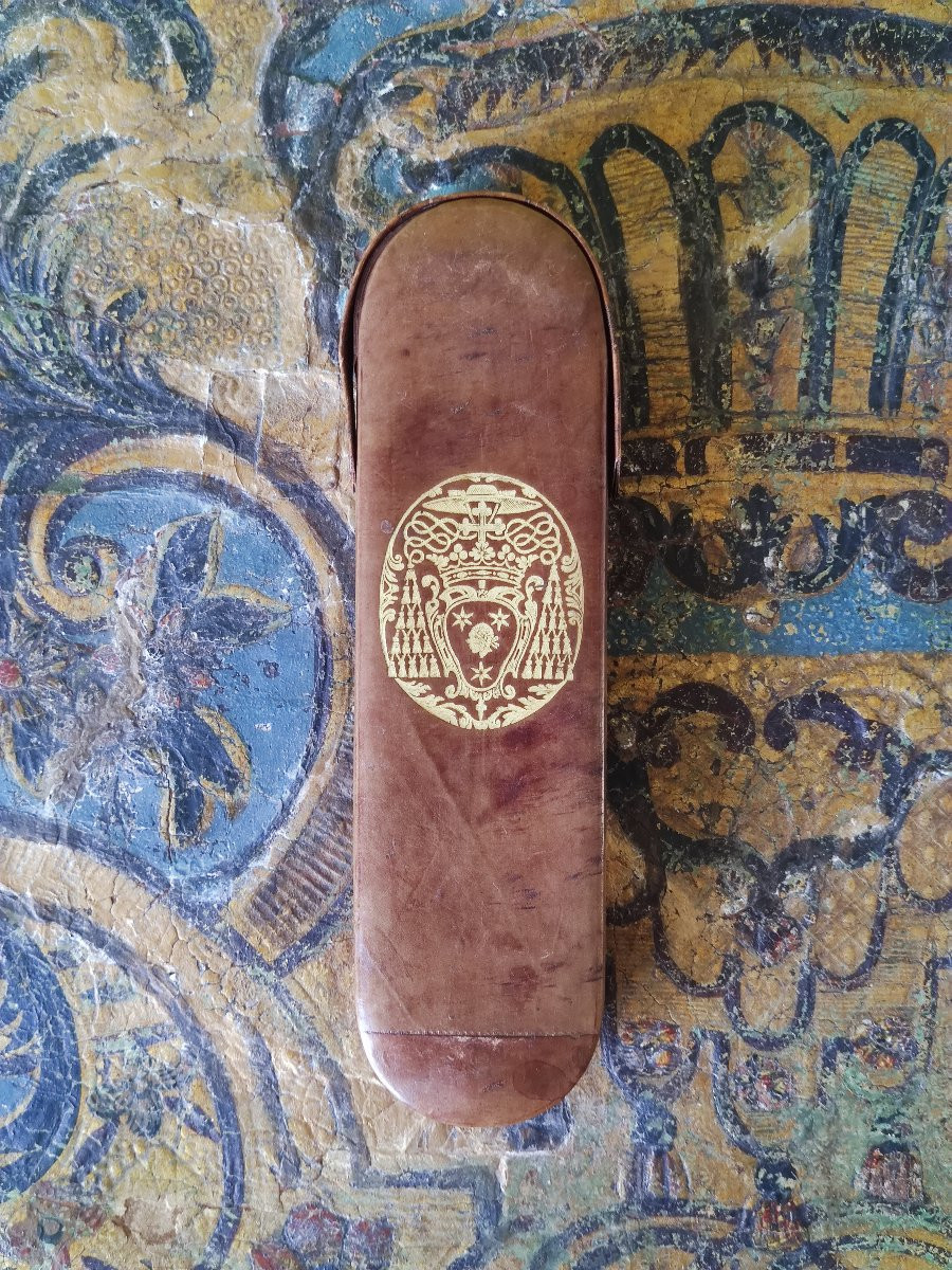 Glasses Case, Gilded Leather With Small Iron, Archbishop's Coat Of Arms, La Berchère Family, 18th Century-photo-3