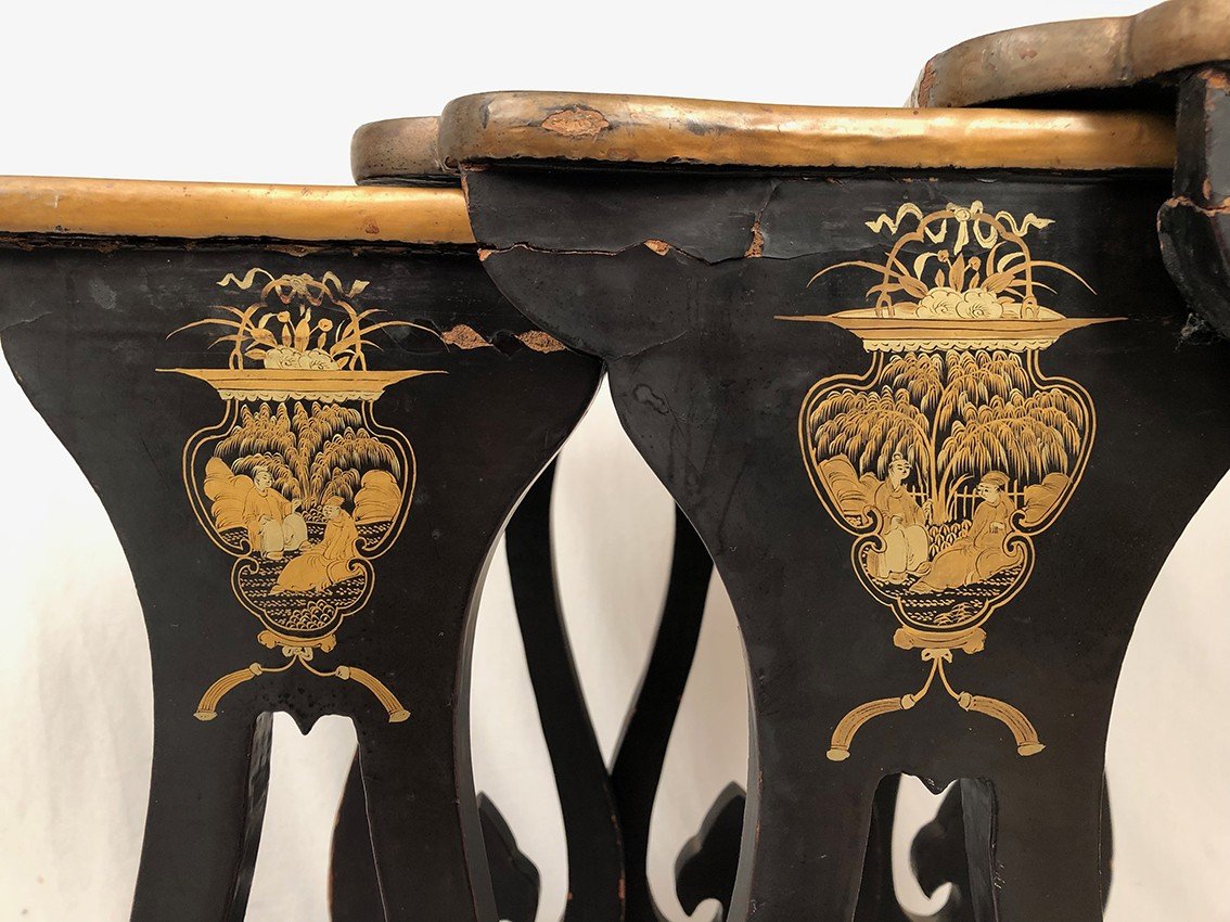 Suite Of Three Nesting Tables In Black Lacquered Wood With Asian Decors, Napoleon III-photo-1