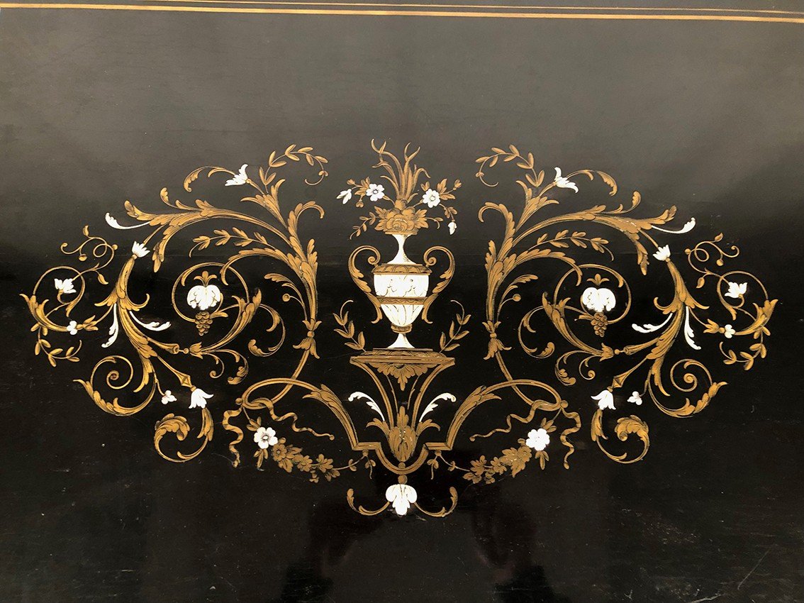 Black Lacquered Wood Table With Brass Inlaid Central Decor, Napoleon III-photo-1