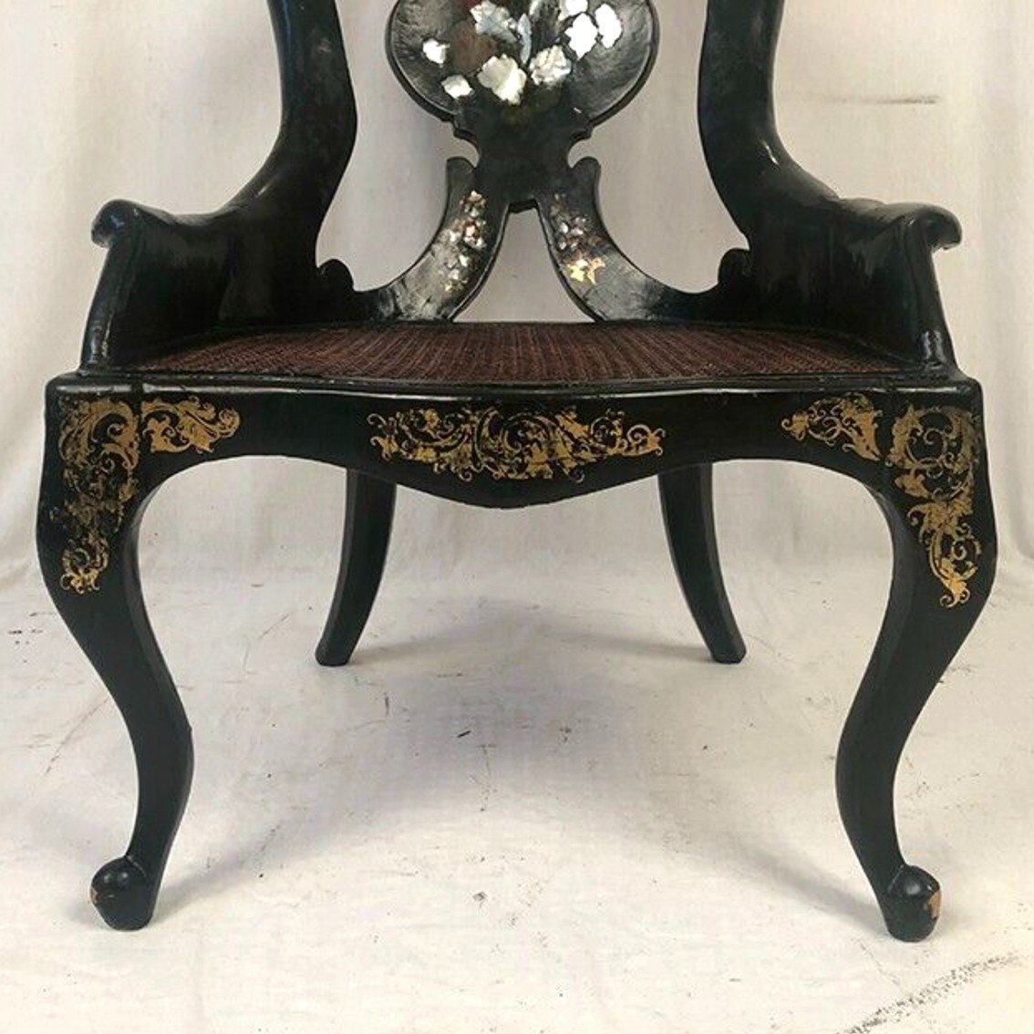 Chaise Gondole Napoléon III En Bois Et Papier Mâché Laqué Noir Et Burgauté-photo-4