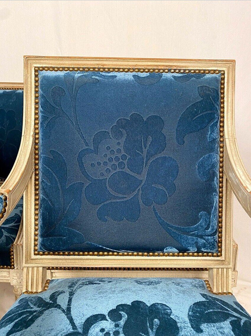 Suite Of Four Louis XVI Style Armchairs, White Lacquered Wood And Blue Velvet-photo-1