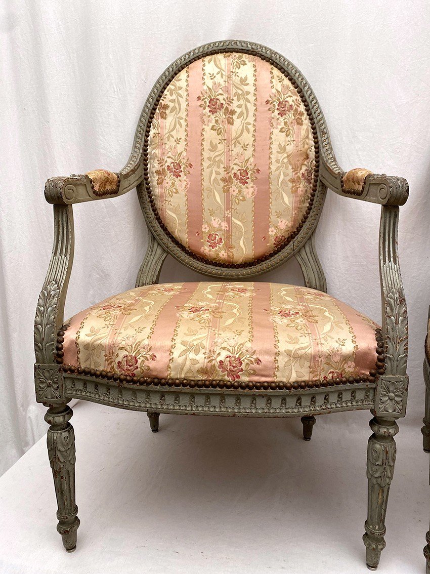 Paire De Larges Fauteuils De Style Louis XVI, Bois Laqué Bleu-gris. Fin XVIIIe, Début XIXe-photo-2