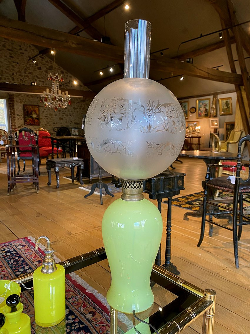 Italie Première Partie Du XXe, Lampe En Opaline Jaune-photo-2