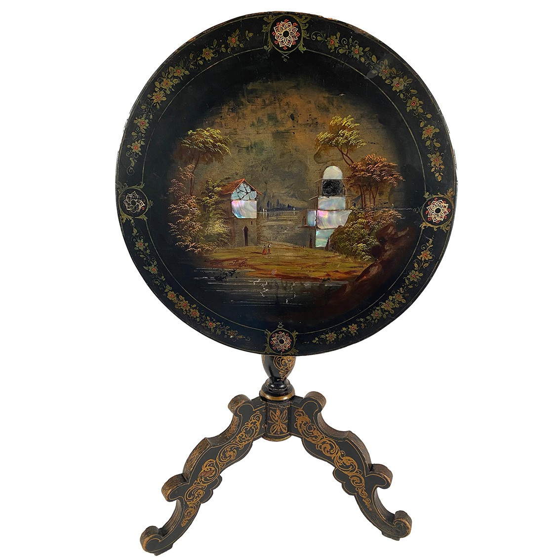 Guéridon basculant Napoléon III, bois laqué noir, décor peint et burgauté