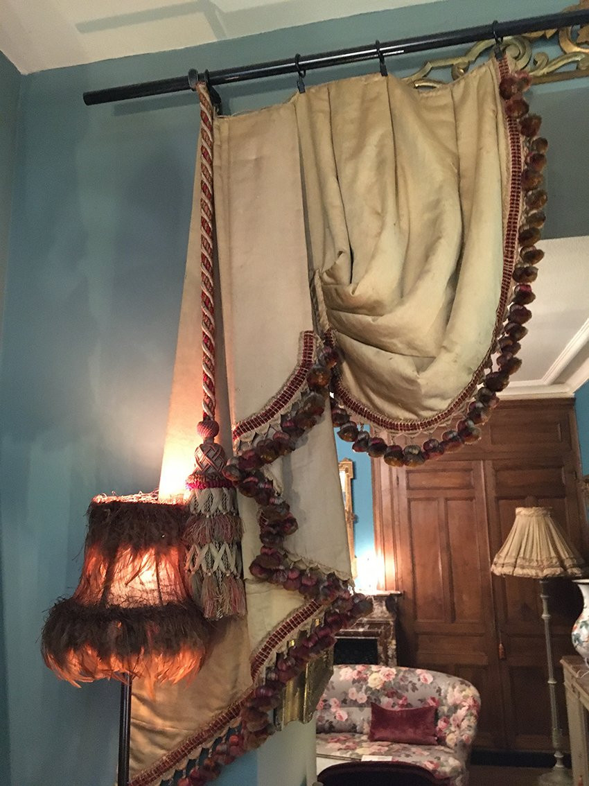 Three Pairs Of Silk Valances And Tassel Tiebacks, 19th Century-photo-3