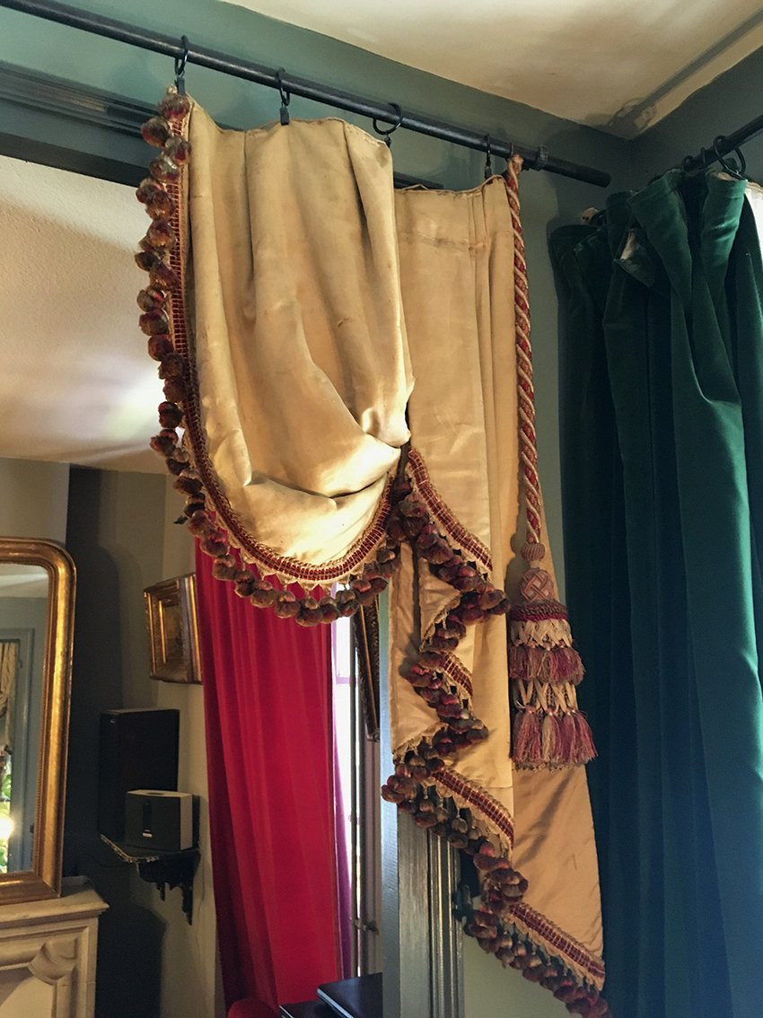Three Pairs Of Silk Valances And Tassel Tiebacks, 19th Century-photo-2