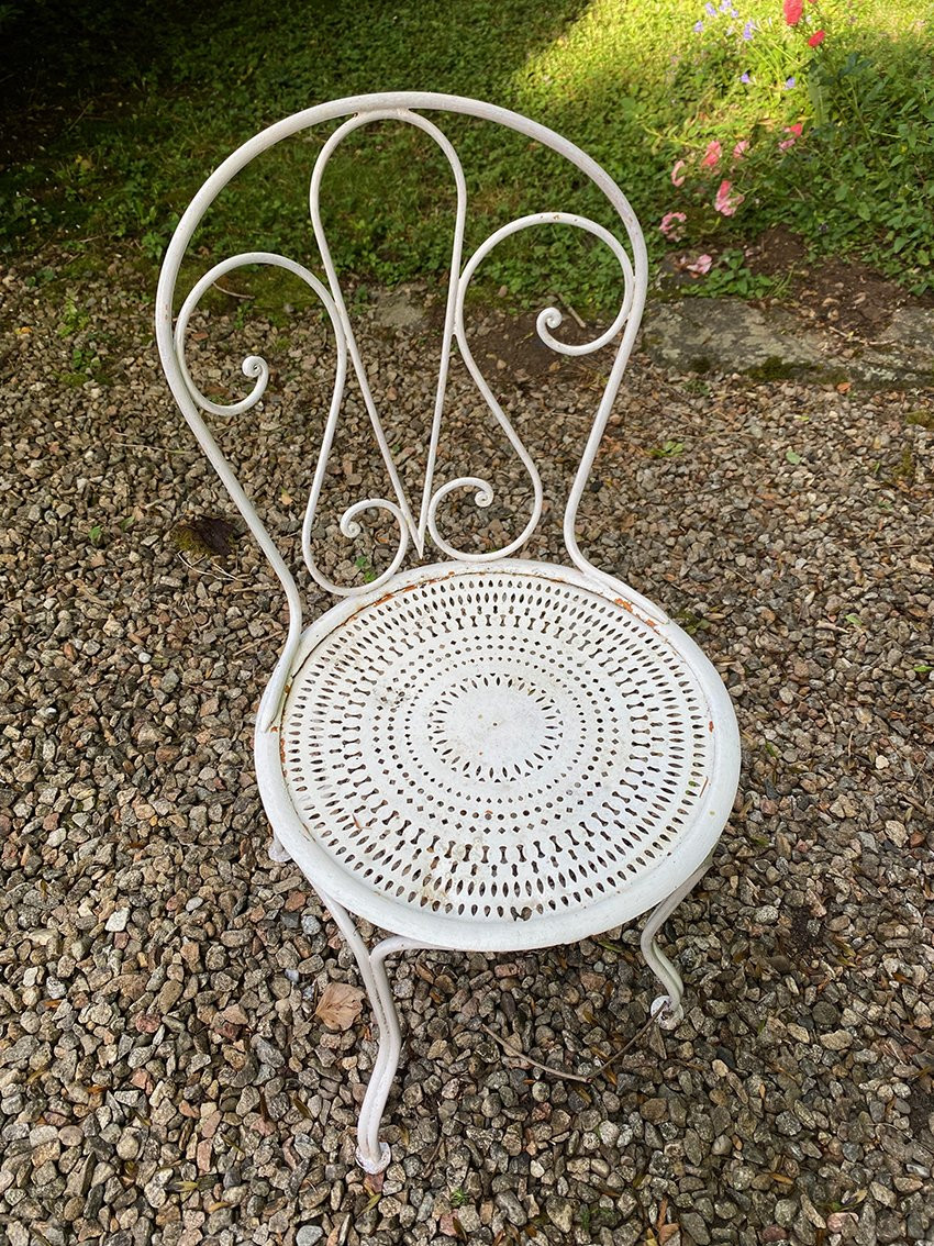 Part Of A White Lacquered Wrought Iron Garden Furniture Set-photo-2