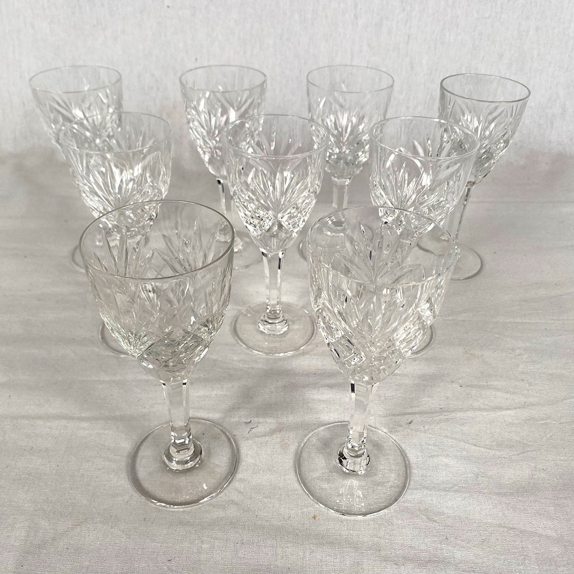Saint-louis, Chantilly Model. Set Of Nine Wine Glasses. H 15 Cm-photo-2