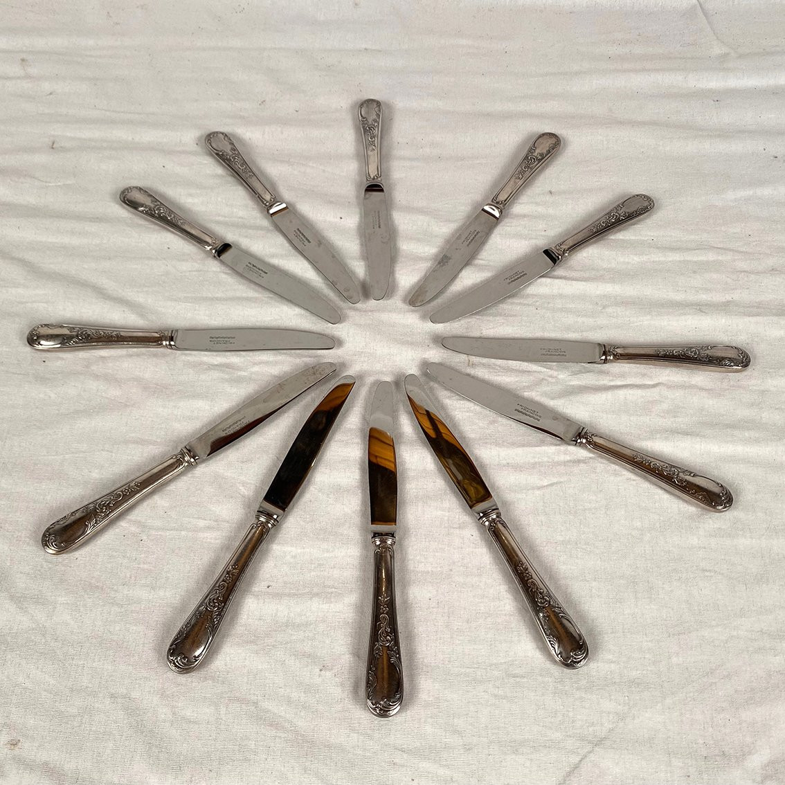 François Frionnet. 12 Silver-plated Fruit Knives In The Louis XV Style-photo-2