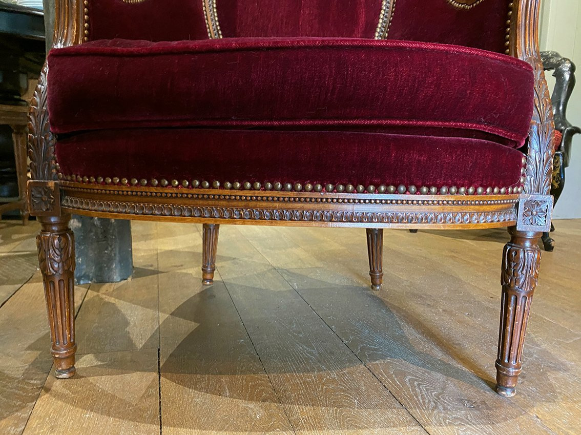 Pair Of Louis XVI Style Armchairs With Medallion Backs. Upholstered In Burgundy Velvet.-photo-5