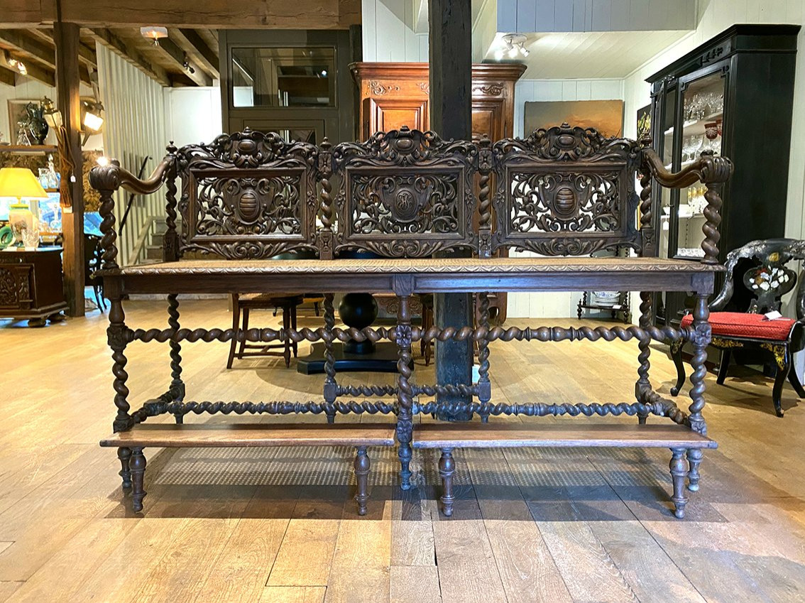 Large, Richly Carved Neo-renaissance Oak Billiard Bench, 19th Century-photo-3