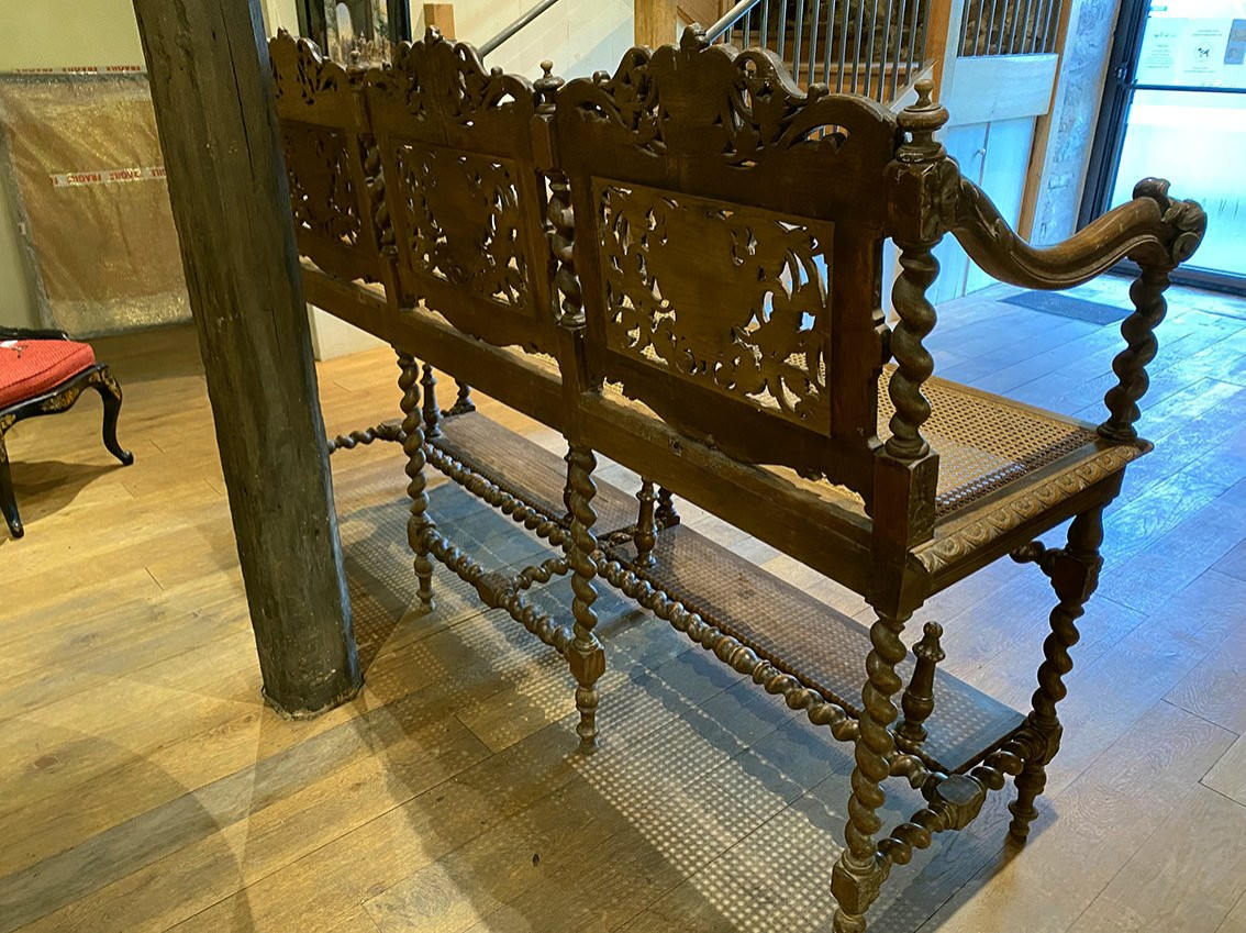 Large, Richly Carved Neo-renaissance Oak Billiard Bench, 19th Century-photo-8