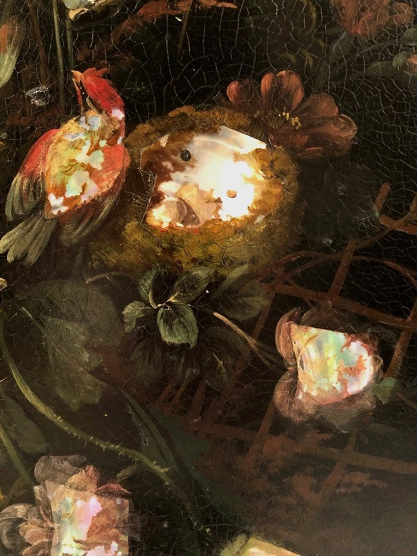 A Tilting Pedestal Table In Blackened Wood With Painted Decoration Of Flowers And Birds, Burgauté Style. Napoleon III-photo-4