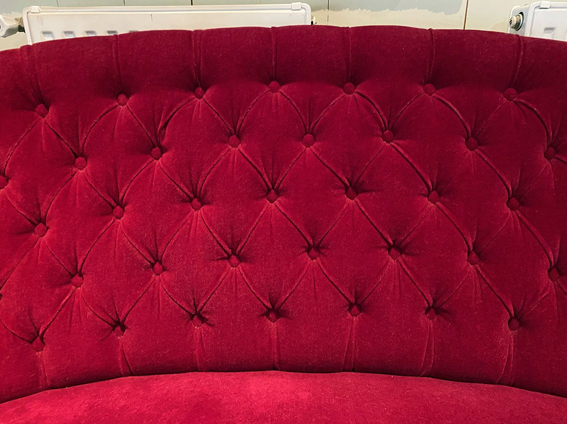 Petit salon crapaud Napoléon III, velours rouge, dossiers capitonnés-photo-2