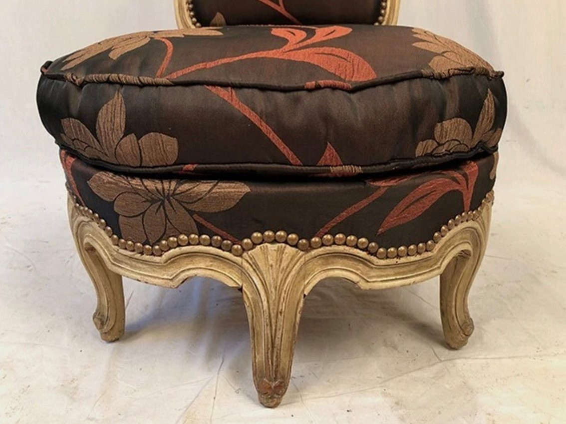 Chauffeuse de style Louis XV, bois laqué crème, XXe-photo-3