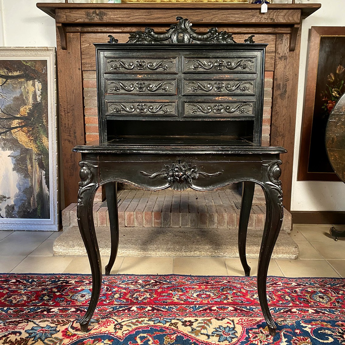 Bureau bonheur du jour Napoléon III en bois sculpté et noirci XIXe