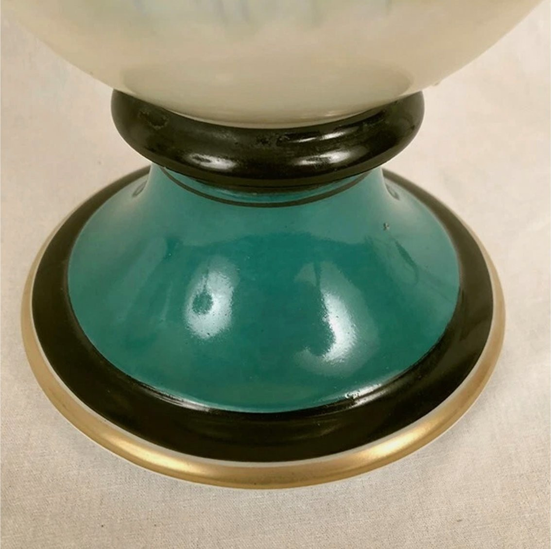 Large Pair Of 19th-century Polychrome Porcelain Vases Decorated With Landscapes, Mounted As Lamps-photo-4