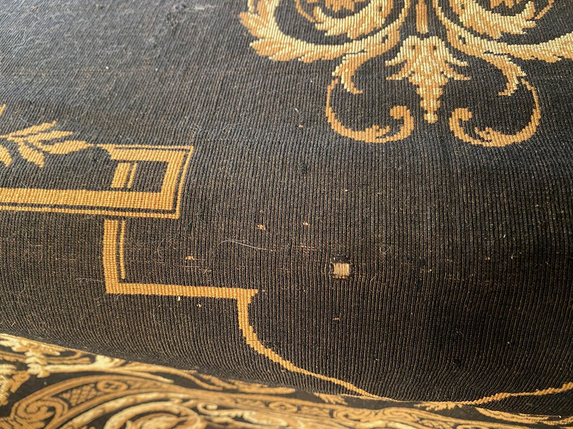 Tapis de table (tapisserie en laine) à motif de fleurs et rinceaux, de style Napoléon III-photo-4