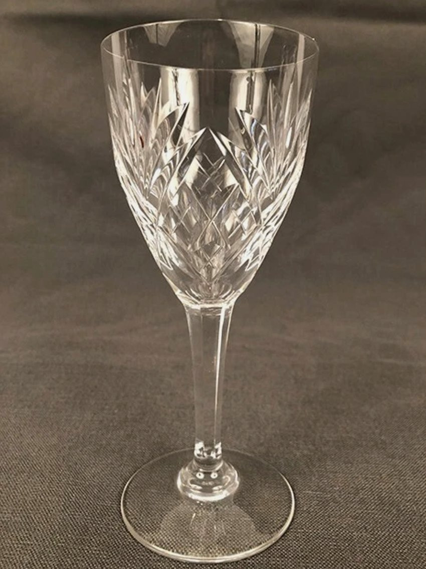 Cristal Saint-louis modèle Chantilly, broc et huit verres à eau-photo-4