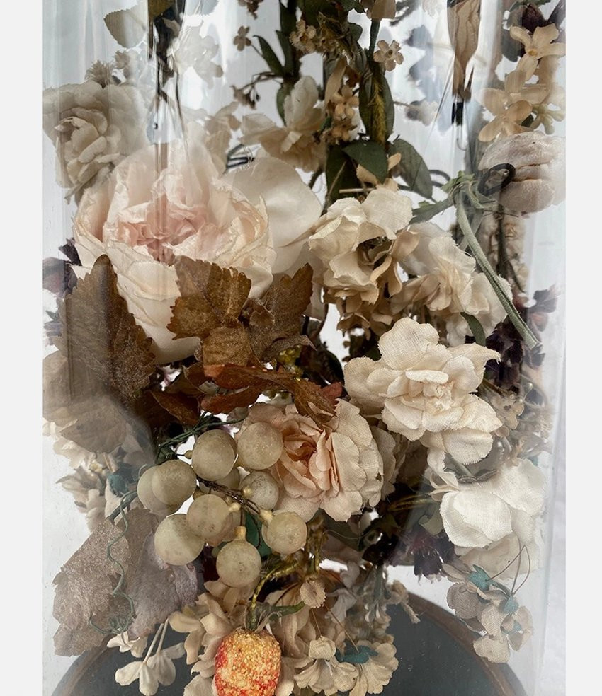 Bridal Globe With Flower And Fruit Bouquet-photo-1