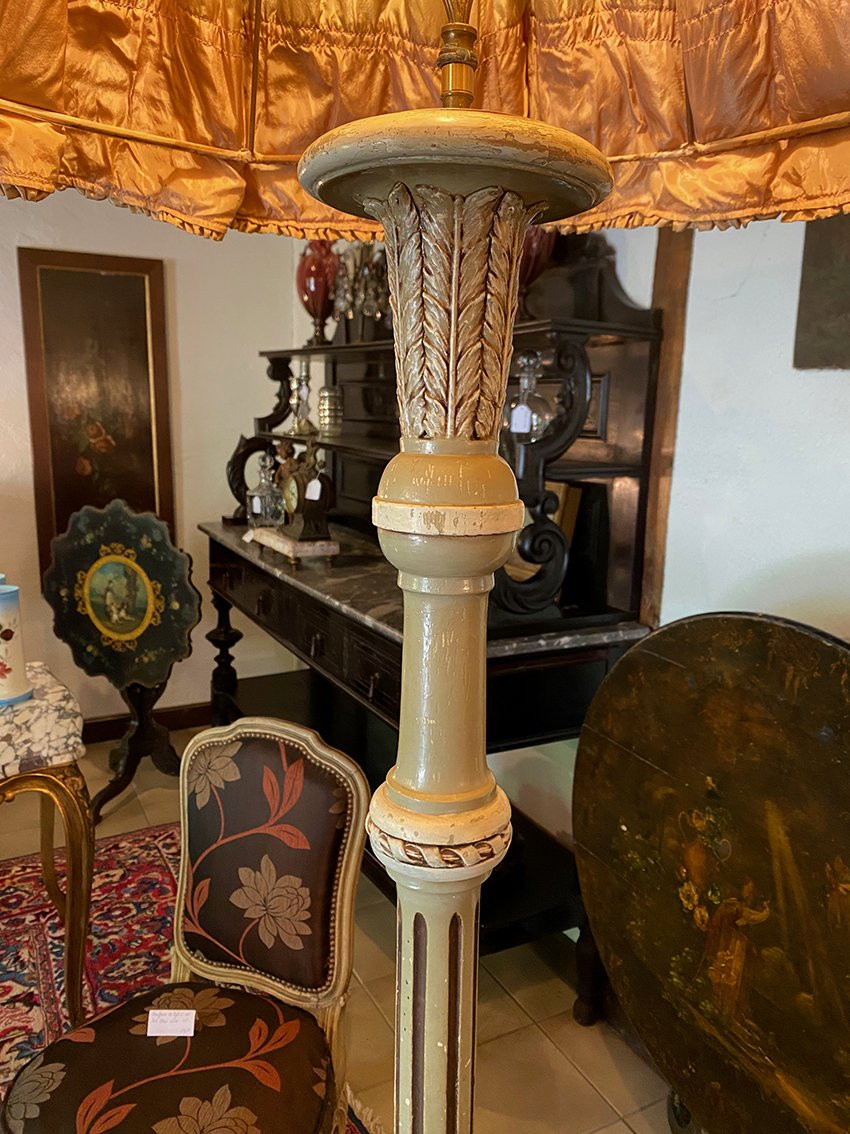Louis XVI Style Floor Lamp In Grey Lacquered Wood-photo-3