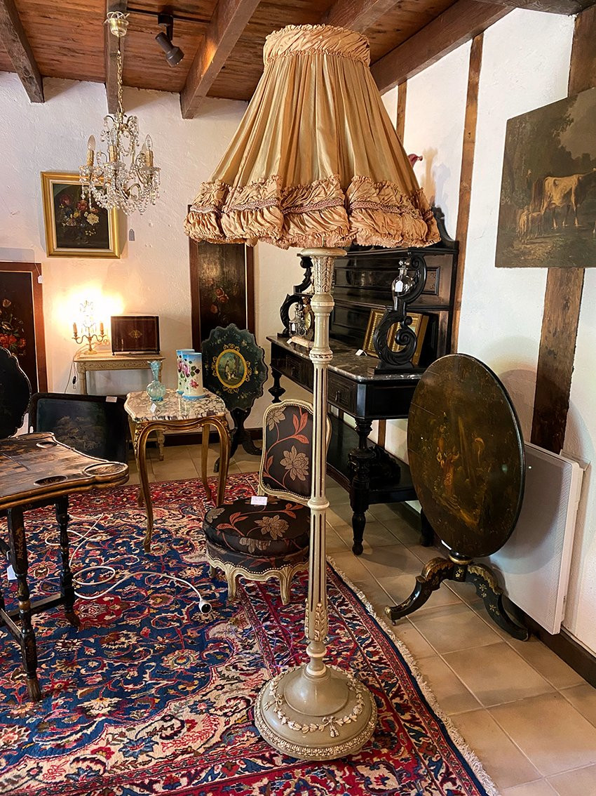 Louis XVI Style Floor Lamp In Grey Lacquered Wood-photo-1