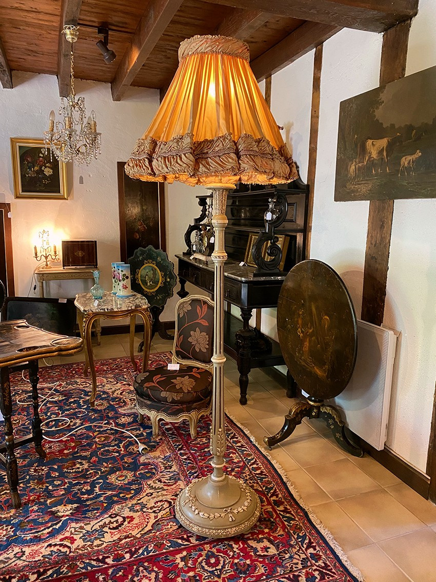 Louis XVI Style Floor Lamp In Grey Lacquered Wood