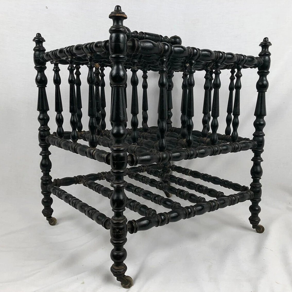 Napoleon III, Turned Blackened Wood Partition Holder-photo-2