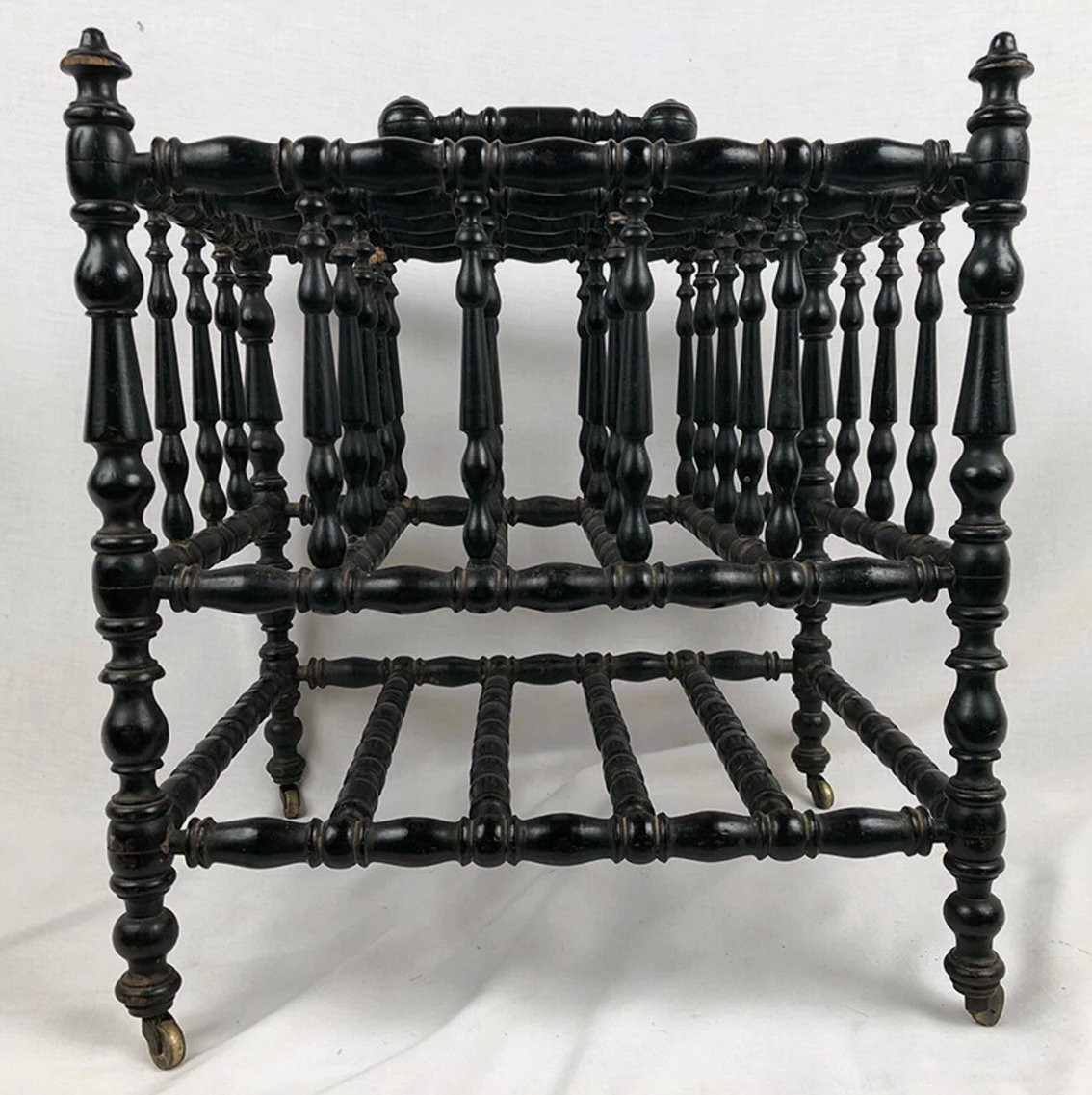 Napoleon III, Turned Blackened Wood Partition Holder-photo-3