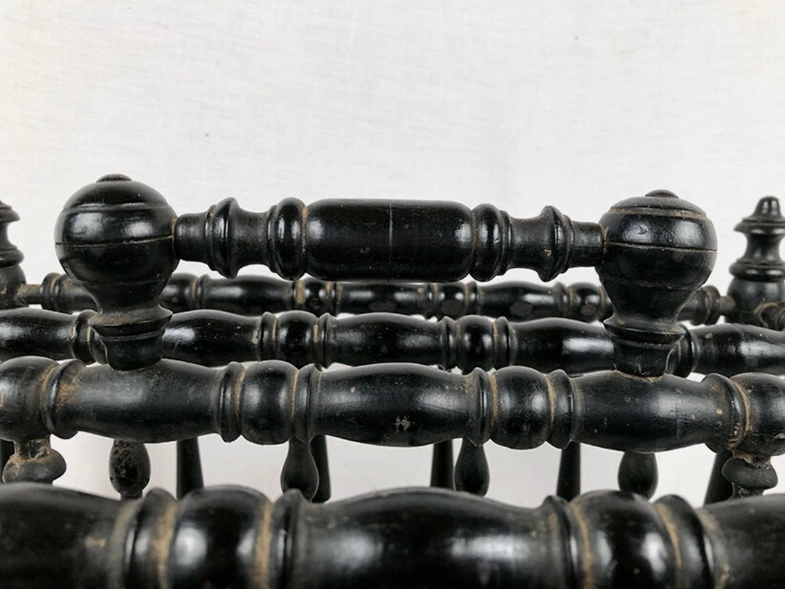 Napoleon III, Turned Blackened Wood Partition Holder-photo-1