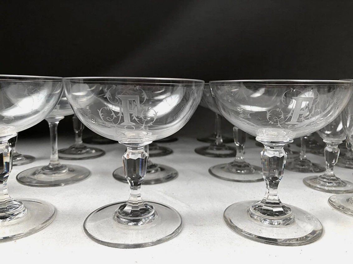 Partie de service de verres en cristal, chiffrés « F » ou « D » (40 pièces)-photo-2