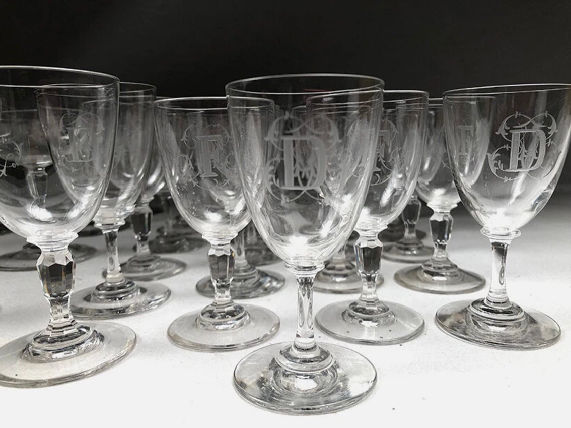 Partie de service de verres en cristal, chiffrés « F » ou « D » (40 pièces)-photo-3