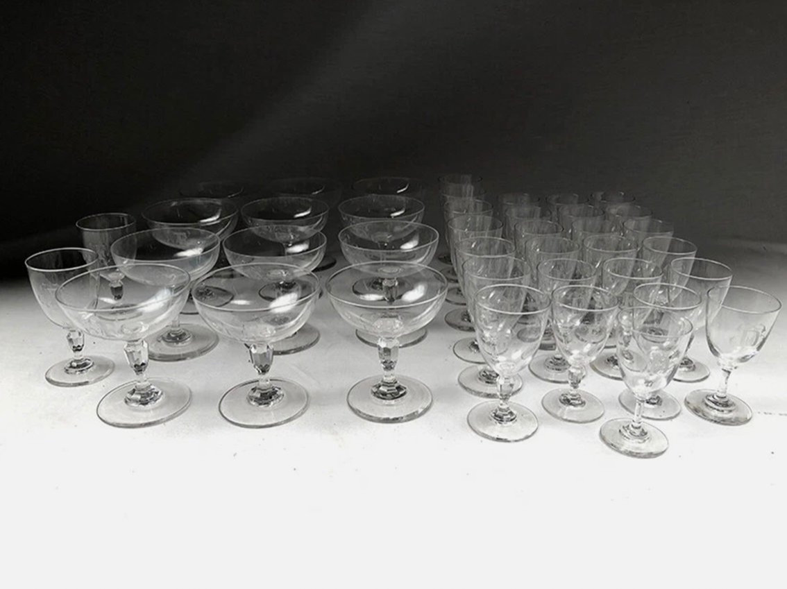 Partie de service de verres en cristal, chiffrés « F » ou « D » (40 pièces)-photo-4