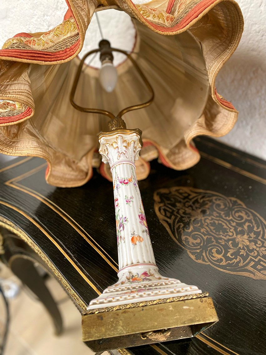 Pair Of Porcelain Lamps With Flower Design And Skirted Shades, 19th Century-photo-3