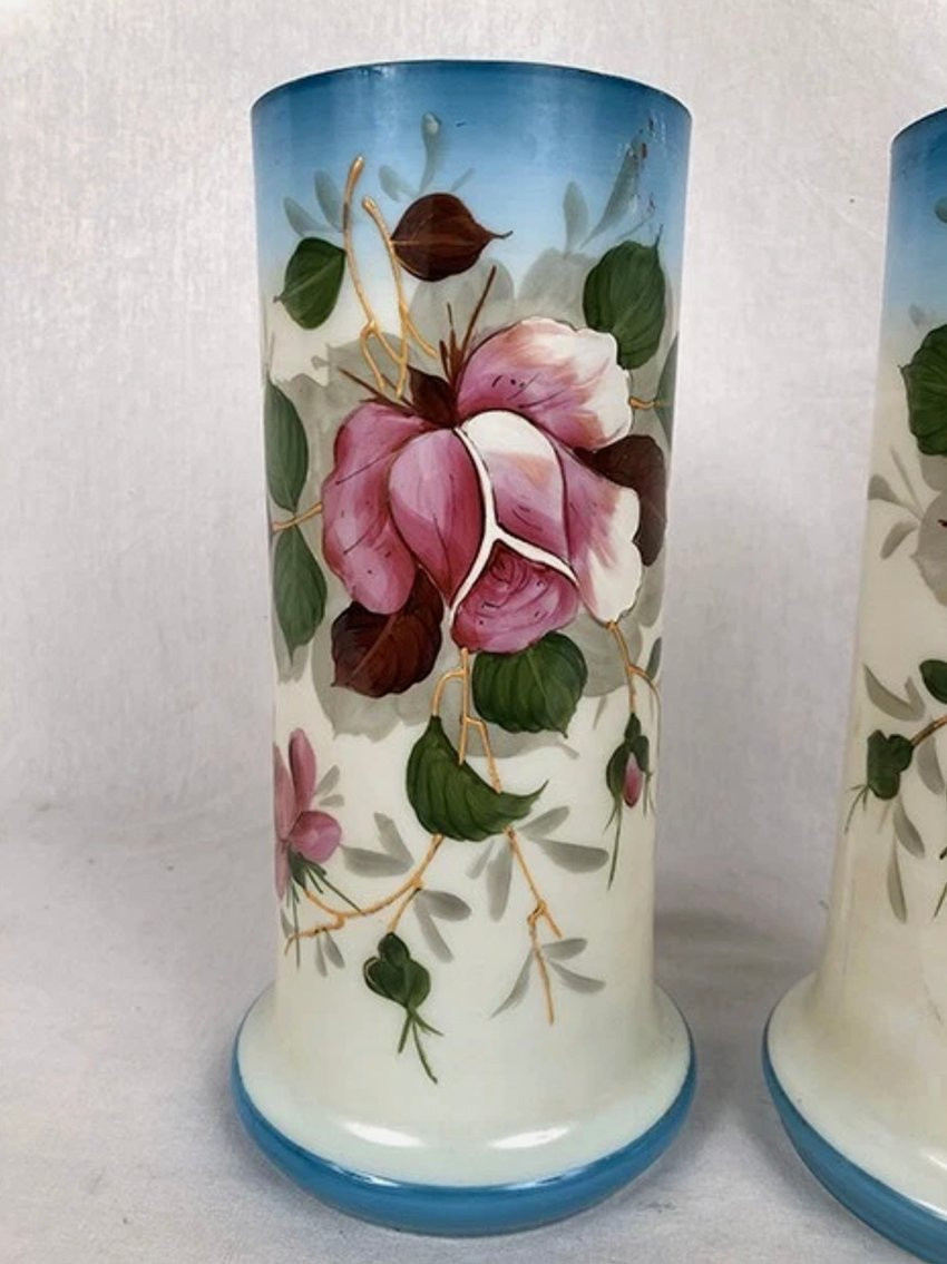 Paire de vases en opaline à décor émaillé, fin XIXe-photo-2