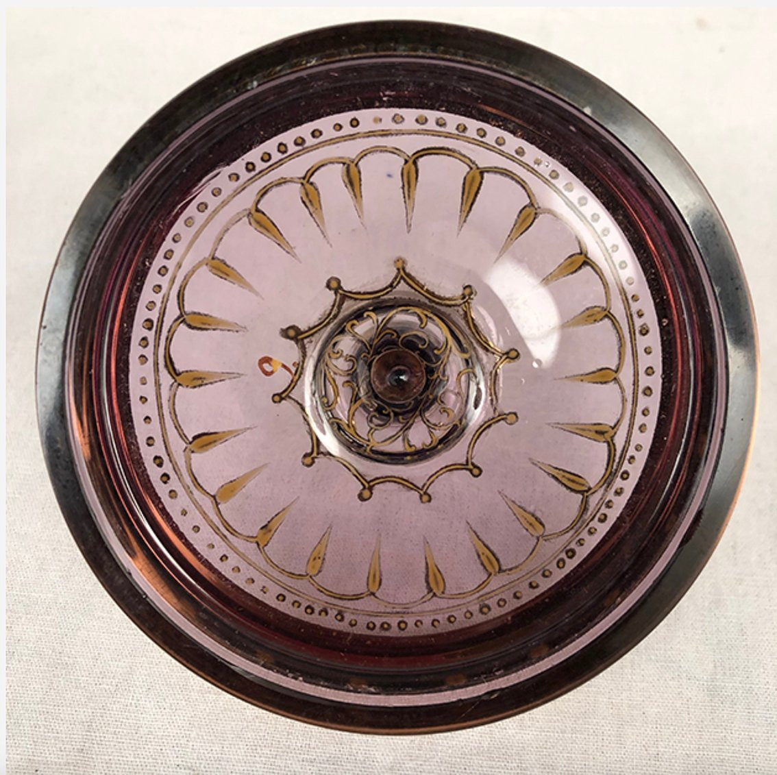 Small Candy Box In Mauve Glass And Gilded Decoration, Probably Moser-photo-1