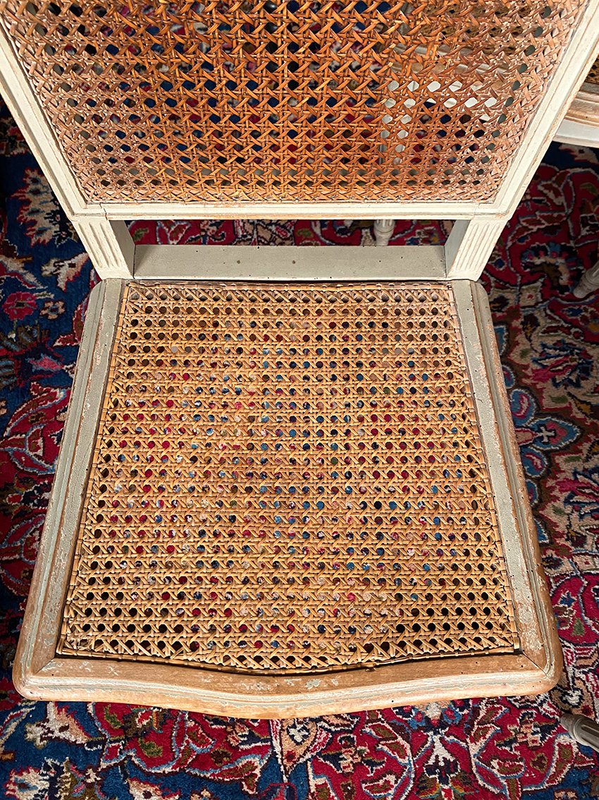 Série de quatre chaises en bois laqué gris de style Louis XVI, fin XIXe-photo-2