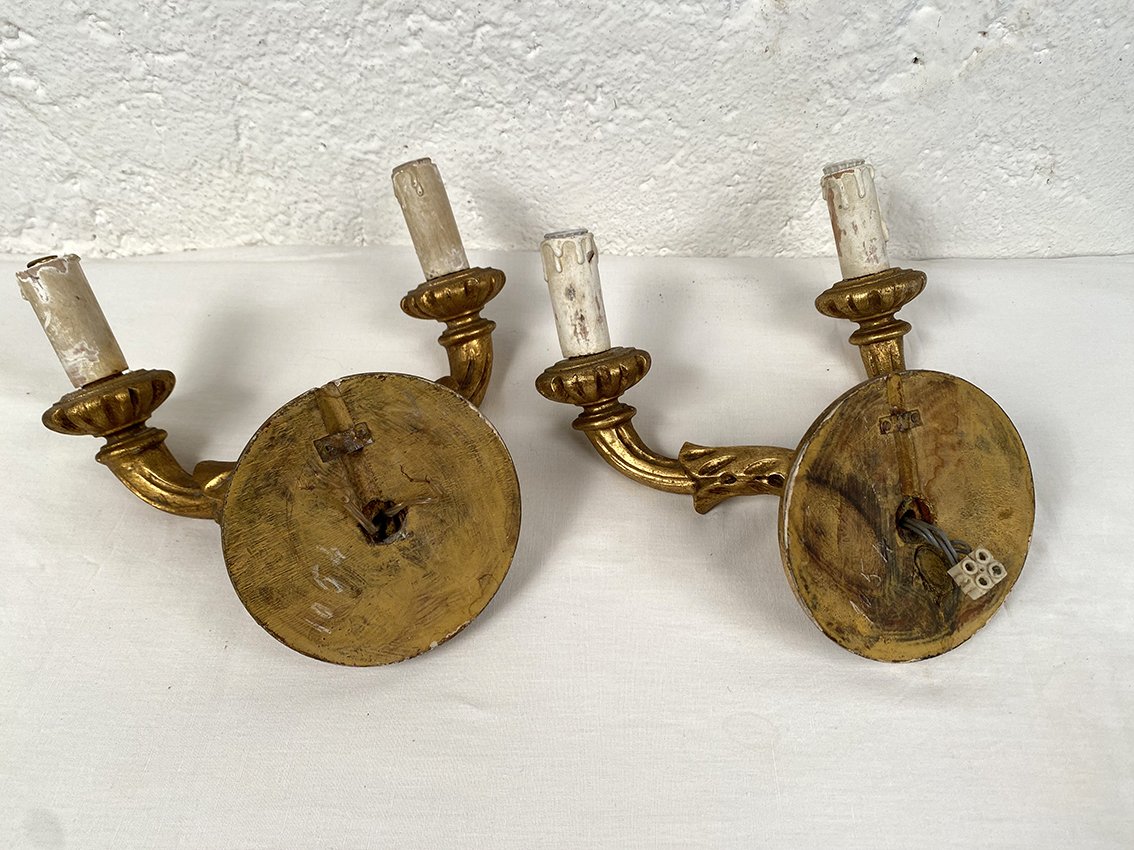 Paire d’appliques en bois doré à deux bras de lumière, début XXe-photo-4
