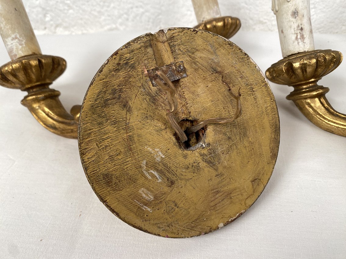 Paire d’appliques en bois doré à deux bras de lumière, début XXe-photo-5