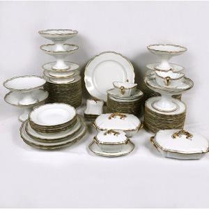 Important Porcelain Service A. Hache Vierzon, 19th Century 97 Pieces