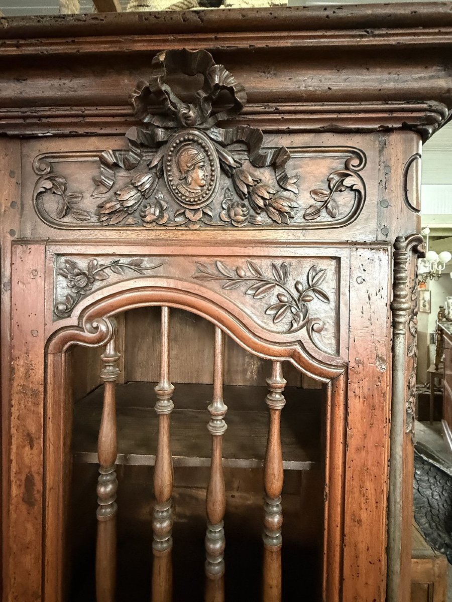 Provençal Manjadou In Carved Cherry Wood, 19th Century-photo-3